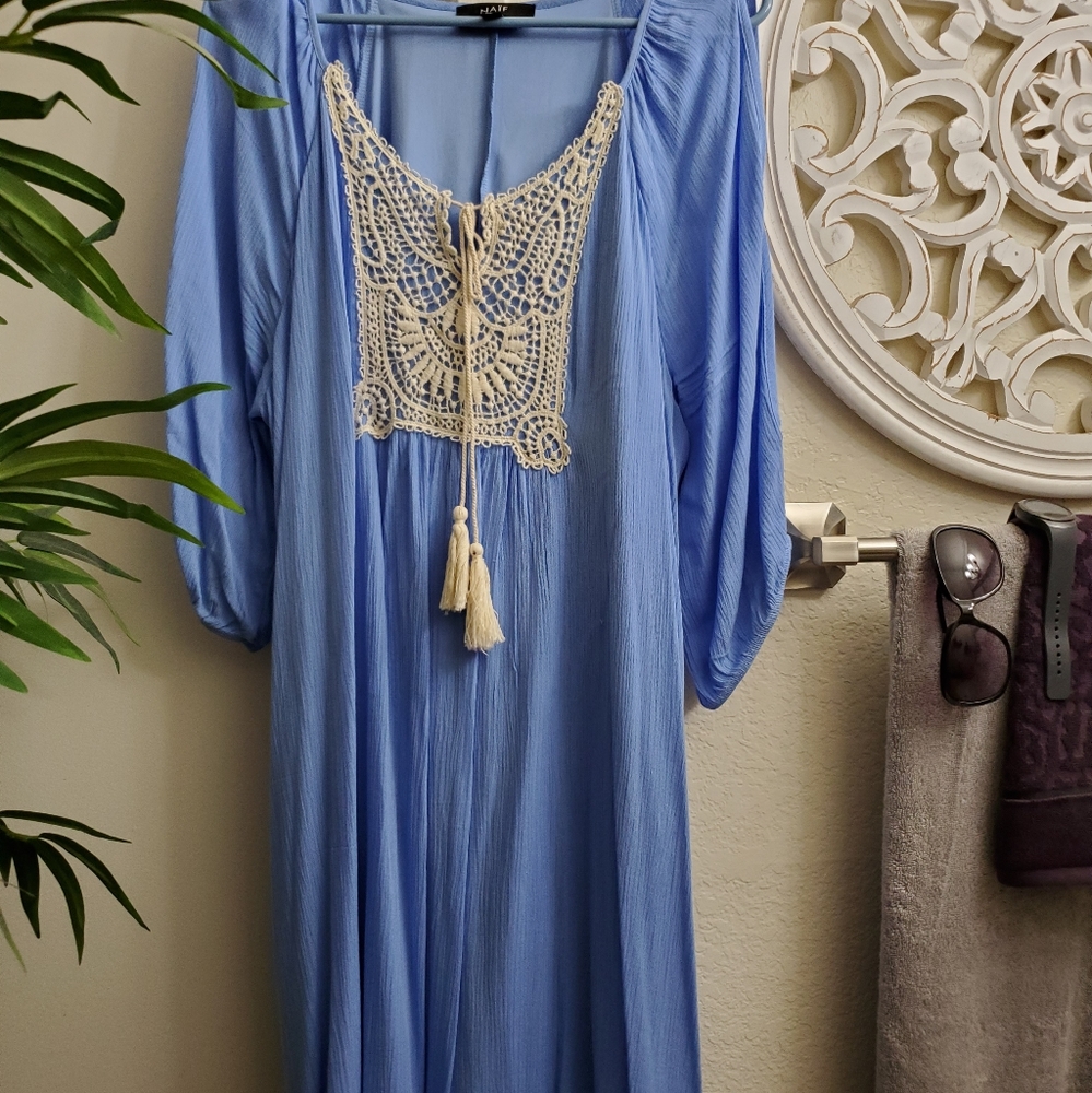 Blue cutout arm dress